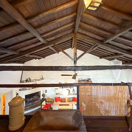 فيلة Tsoupis Kéntroma